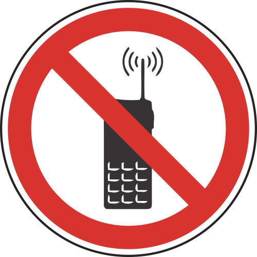 Табличка Р 18 "Запрещается пользоваться мобильным (сотовым) телефоном или переносной рацией"